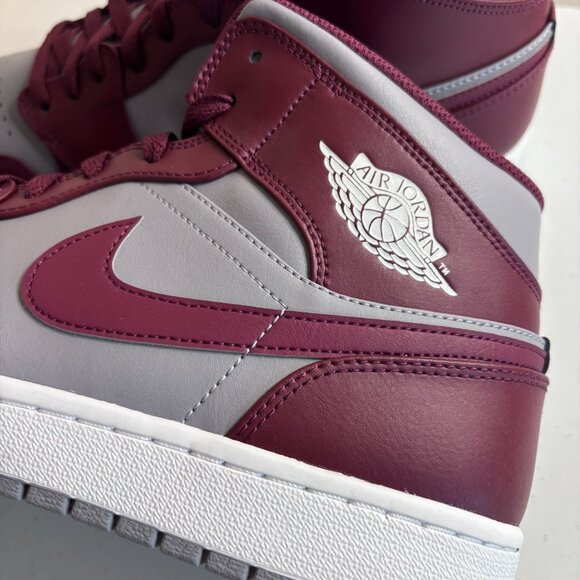 Nike Air Jordan 1 Mid Cherrywood Red White Men\'s size 13 NEW in BOX DQ8426-615 main image 11